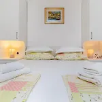 Apartament Gisela *