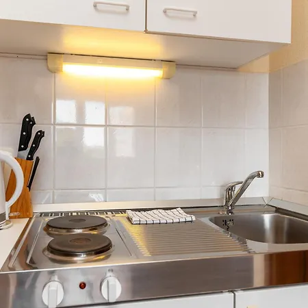 Gisela Apartment *